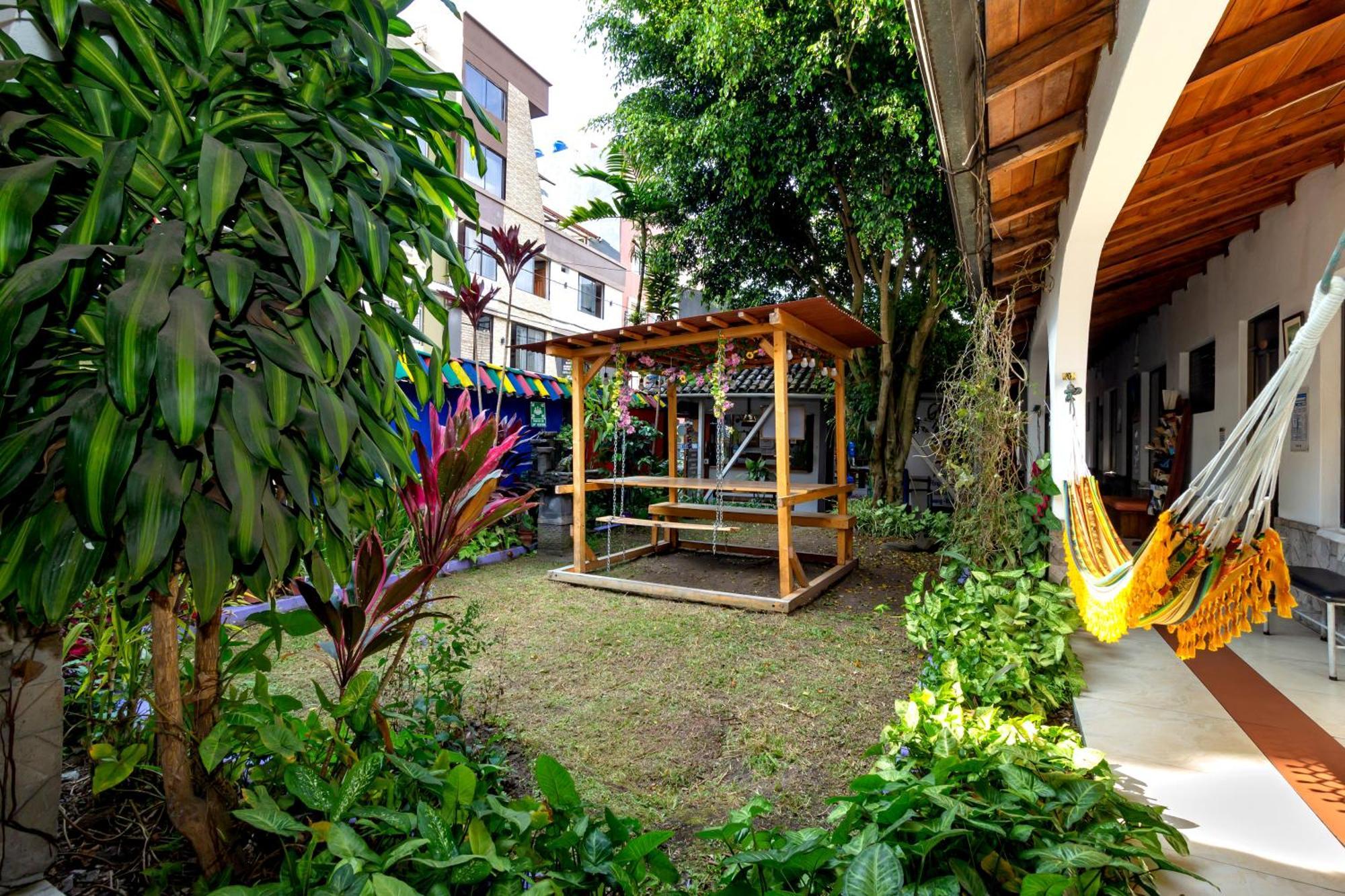 Santa Cruz Backpackers Hostal Banos  Luaran gambar