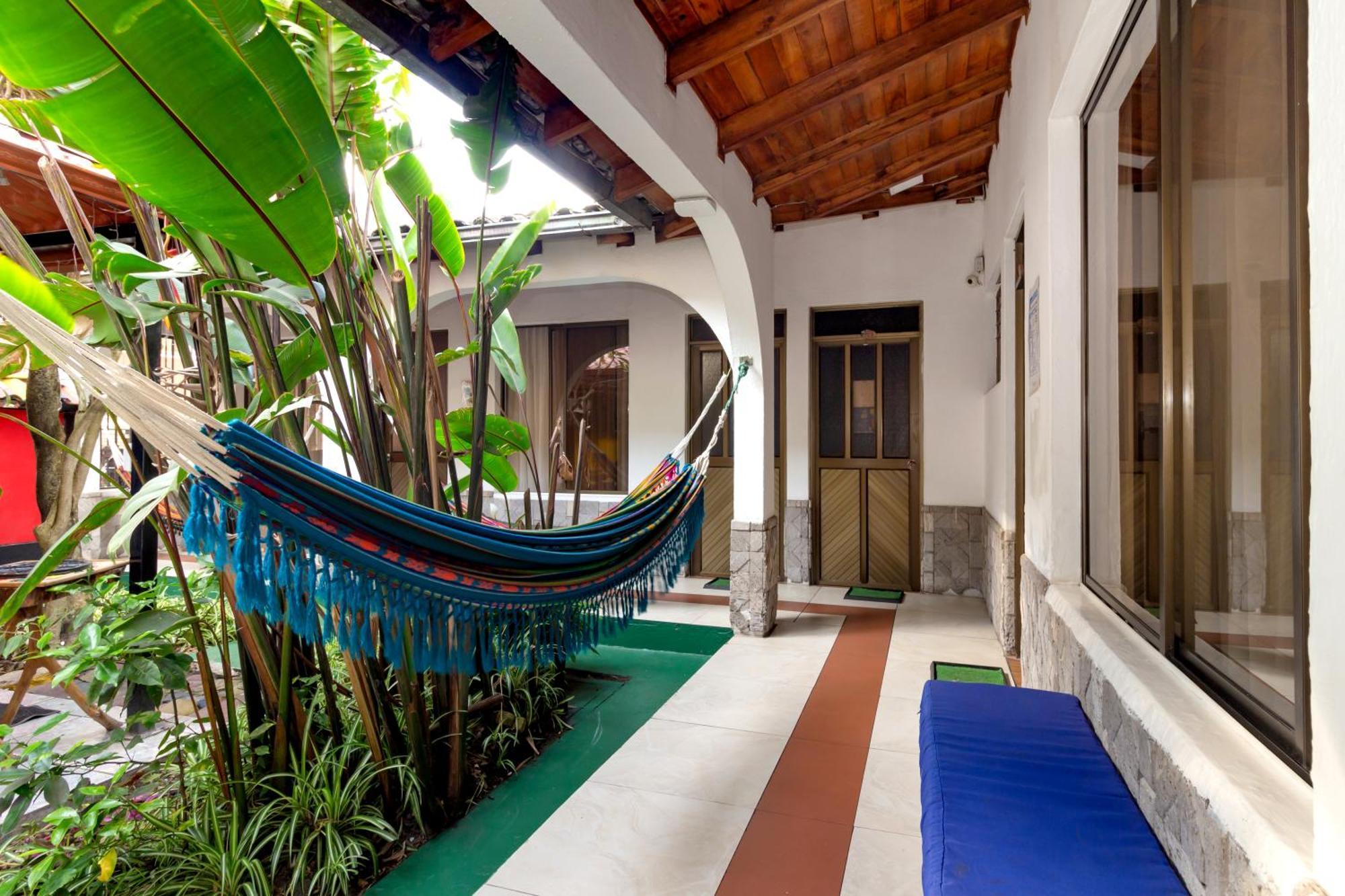 Santa Cruz Backpackers Hostal Banos  Luaran gambar